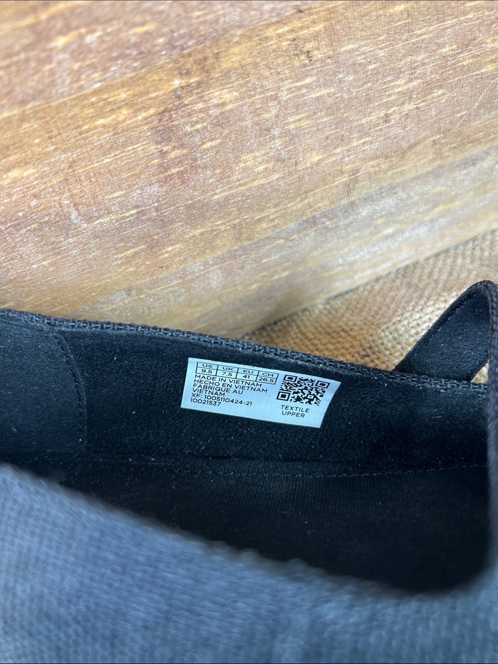 Toms Black Canvas Mary Jane Flats with Strap - Picture 6 of 10